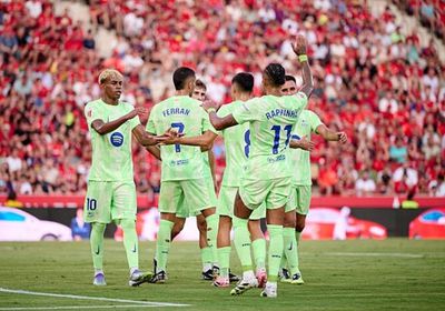 برشلونة يتعرض لهزيمة ثقيلة أمام إشبيلية