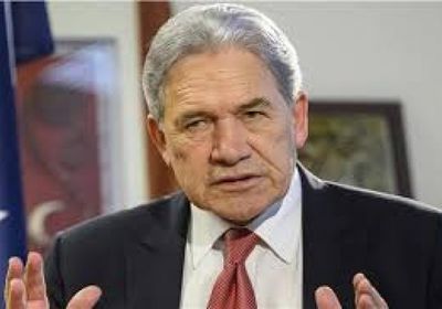 متظاهر يهاجم منزل وزير الخارجية النيوزيلندي