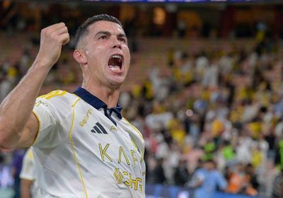 رونالدو أول ملياردير في عالم كرة القدم