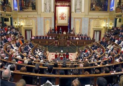 النواب الإسبان يقرون حظرًا على الأسلحة من إسرائيل وإليها