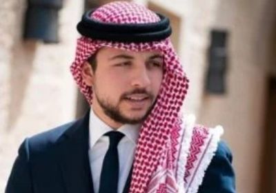 ولي العهد الأردني يلتقي الرئيس الفرنسي في باريس