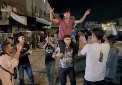       احتفالات بشوارع غزة عقب إعلان التوصل لإنهاء الحرب