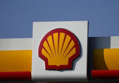 "شل" تنتقد قرار ترامب وقف مشاريع طاقة متجددة