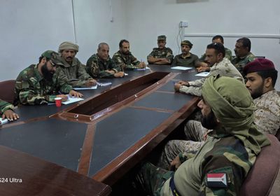 قيادة دفاع شبوة تناقش أوضاع الجبهات ومستوى جاهزية الوحدات