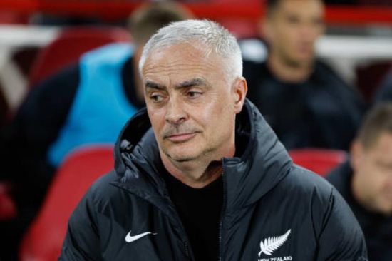 مدرب نيوزيلندا يأسف لغياب الفعالية أمام مرمى بولندا