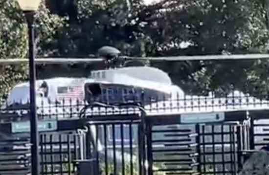 لإجراء فحوصات طبية.. ترامب يصل إلى مركز "والتر ريد الطبي"