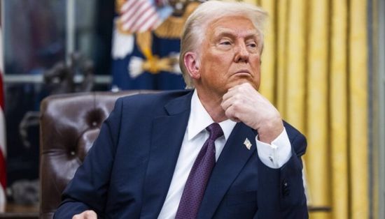    ترامب يفرض رسومًا جمركية بنسبة 100% على الصين