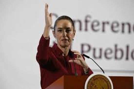 المكسيك بمحادثات مع إدارة ترامب لتفادي رسوم جمركية على الشاحنات