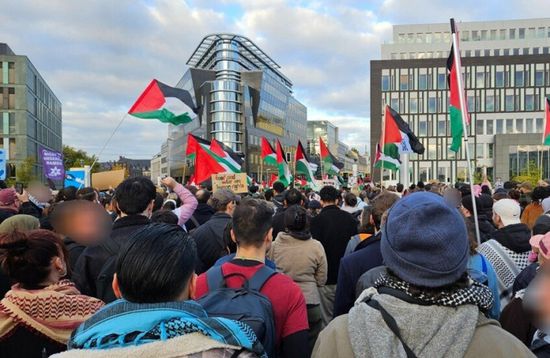 دعما لغزة.. عشرات الآلاف يتظاهرون في برلين