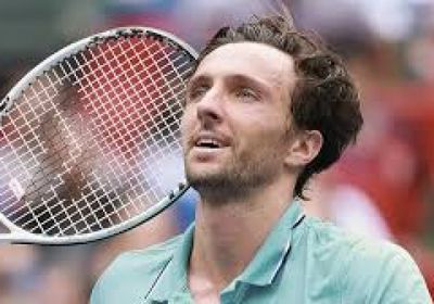 فاشيرو يسيطر على لقب شنغهاي لأساتذة التنس