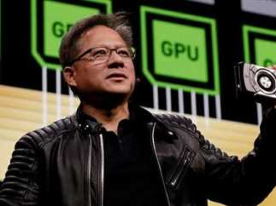 رئيس "إنفيديا": صفقة "إيه إم دي" و"أوبن إيه آي" فريدة ومبتكرة