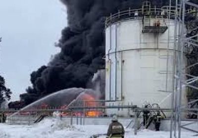 مسيرات أوكرانية تقصف ميناء نفطيا في القرم