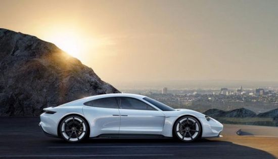 مبيعات "بورشه" العالمية تتراجع 6% في 9 أشهر