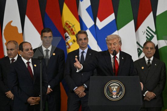 ترامب يشيد بدور الإمارات في دعم خطته للسلام بالشرق الأوسط