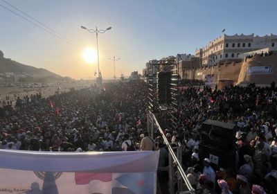 البيان الختامي لمهرجان شبام يطالب برحيل "العسكرية الأولى"