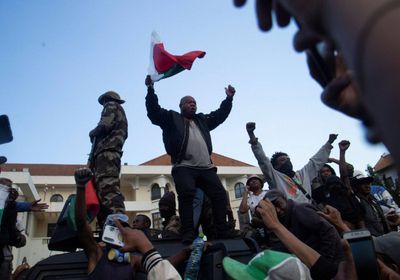 القادة العسكريون في مدغشقر يعلنون تعليق عمل مجلس الشيوخ