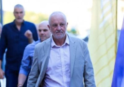 مدرب العراق يهاجم نظام ملحق تصفيات قارة آسيا