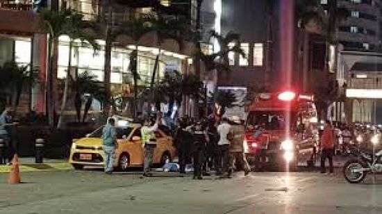 مقتل شخص في انفجار سيارة أمام مركز تجاري في الإكوادور