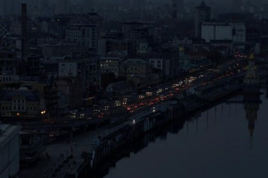 أوكرانيا تقرر قطع الكهرباء بشكل طارئ عن كامل البلاد