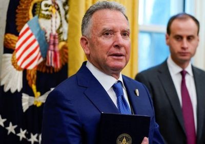 "هراء مُضحك".. أول تعليق من مبعوث ترامب عن الاستقالة من مهامه