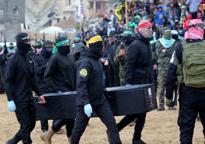 مستشار أمريكي: حماس تعتزم الالتزام باتفاق إعادة جثامين الرهائن