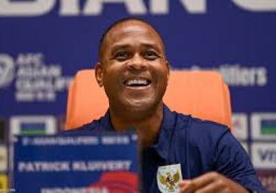 الاتحاد الإندونيسي لكرة القدم ينفصل عن مدرب المنتخب الوطني كلويفرت