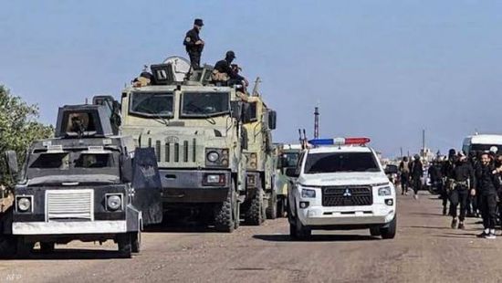 مقتل خمسة عناصر من وزارة الدفاع السورية إثر استهداف حافلتهم 