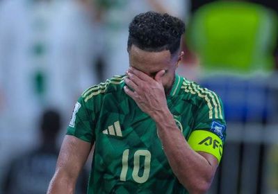 الدوسري قائد السعودية أفضل لاعب في آسيا لعام 2025