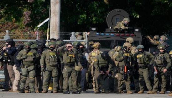 ترامب يطلب إجازة نشر قوات الحرس الوطني بشيكاغو