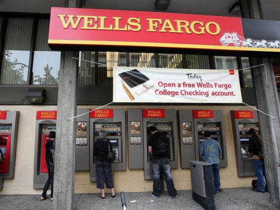 "ويلز فارجو" يرفع مستهدف الربحية بعد زيادة الإيرادات