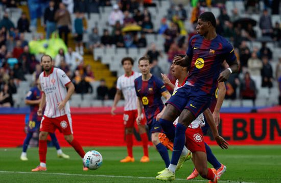 في لقاء مثير.. برشلونة يفوز على ضيفه جيرونا