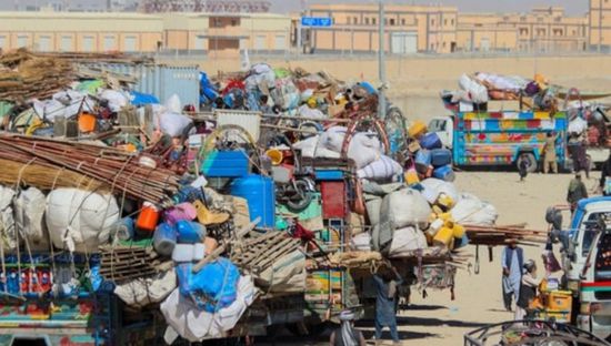 الحكومة الباكستانية: يجب إعادة كل اللاجئين الأفغان لبلادهم