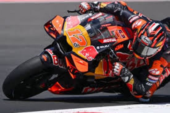 فرنانديز يحقق أول انتصاراته ببطولة العالم للدراجات النارية