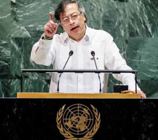 رئيس كولومبيا: الولايات المتحدة انتهكت مجالنا البحري