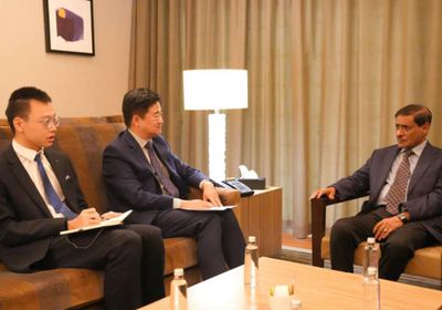 البحسني يدعو الصين لاستئناف استثماراتها وافتتاح مركز اقتصادي