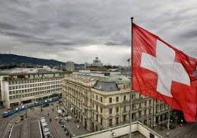 الحكومة السويسرية تخفض توقعات النمو بسبب رسوم ترامب