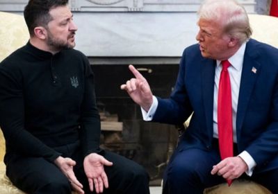 مسؤول أوكراني رفيع: ترامب طالب زيلينسكي بالتنازل عن دونباس