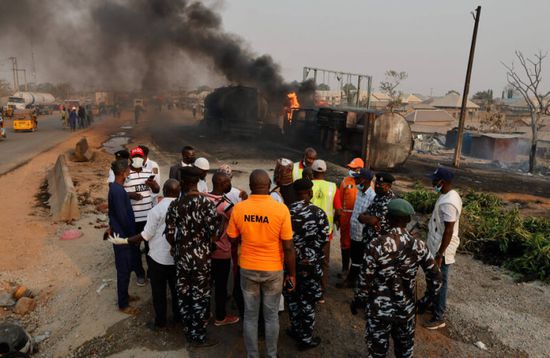 مصرع وإصابة 70 شخصا جراء انفجار صهريج في نيجيريا
