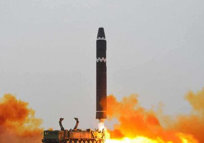 كوريا الشمالية تطلق صاروخًا باليستيًا باتجاه الشرق