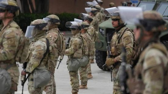 كاليفورنيا تنشر الحرس الوطني لتوزيع مساعدات غذائية