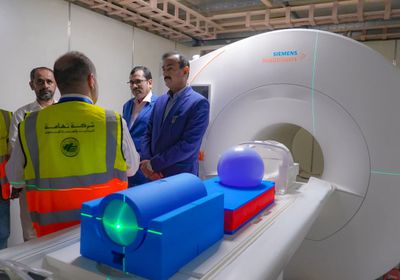 محافظ شبوة يثمن التجهيزات الإماراتية لمستشفى بن زايد في عتق