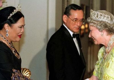 وفاة ملكة تايلاند عن عمر 93 عامًا