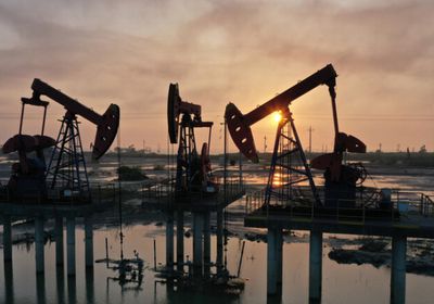 أسعار النفط تمحو مكاسبها بآخر جلسة تداول