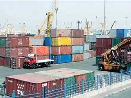 "نومورا": تخفيف الرسوم الأميركية سيعوّض الهند عن وقف شراء النفط الروسي