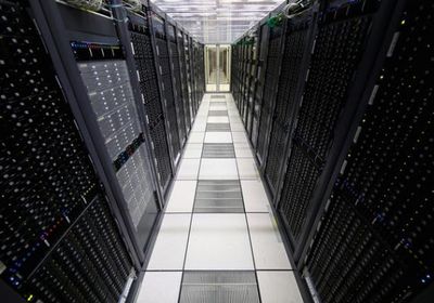 وزير الطاقة الأمريكي يطالب بتسريع مراجعات ربط مراكز البيانات بالشبكة