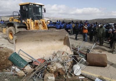 حماس: هجمات المستوطنين على مزارعي الزيتون سياسة إرهاب منظم