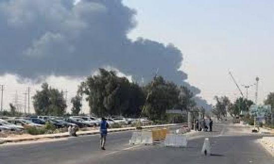 قتيل وتسعة جرحى على الأقلّ في حريق في حقل نفطي بجنوب العراق
