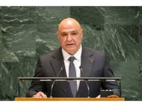 الرئيس اللبناني يطالب بوقف الغارات الاسرائيلية