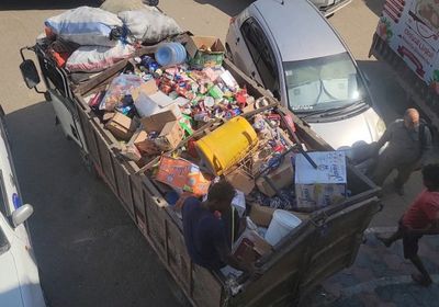 ضبط 4 أطنان من مواد غذائية منتهية الصلاحية في المنصورة