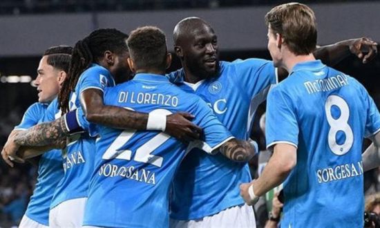 نابولي يتغلب على ليتشي بهدف نظيف